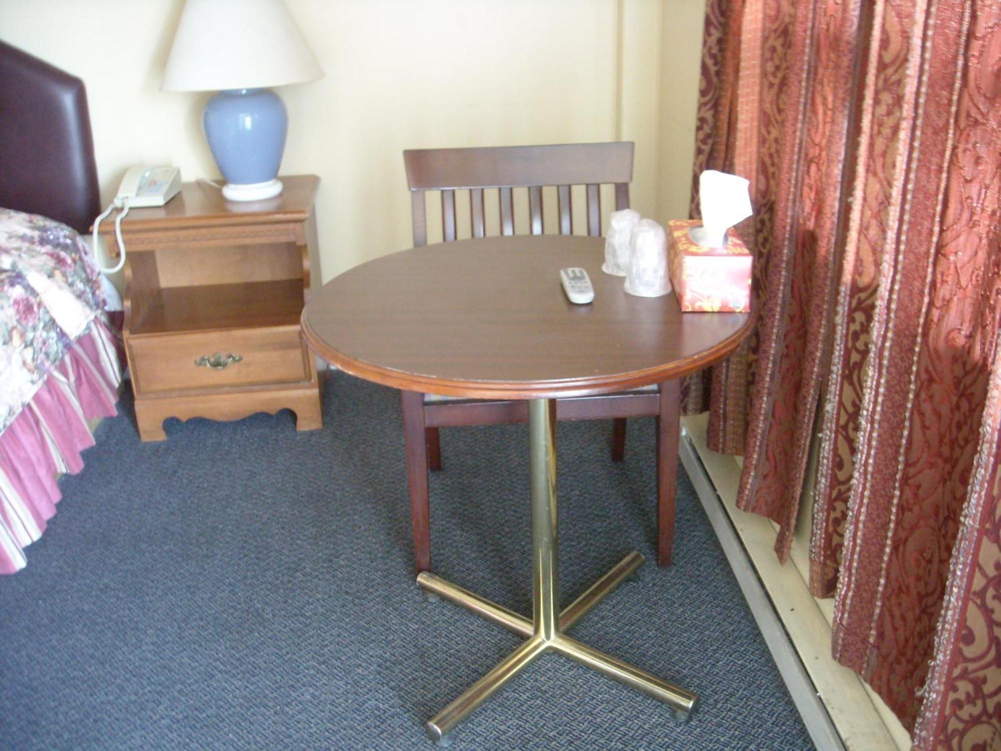 Motel Montreal Notre-Dame-de-l'Ile-Perrot Ngoại thất bức ảnh