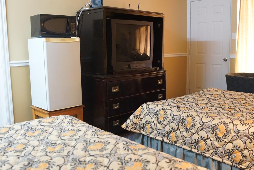 Motel Montreal Notre-Dame-de-l'Ile-Perrot Ngoại thất bức ảnh