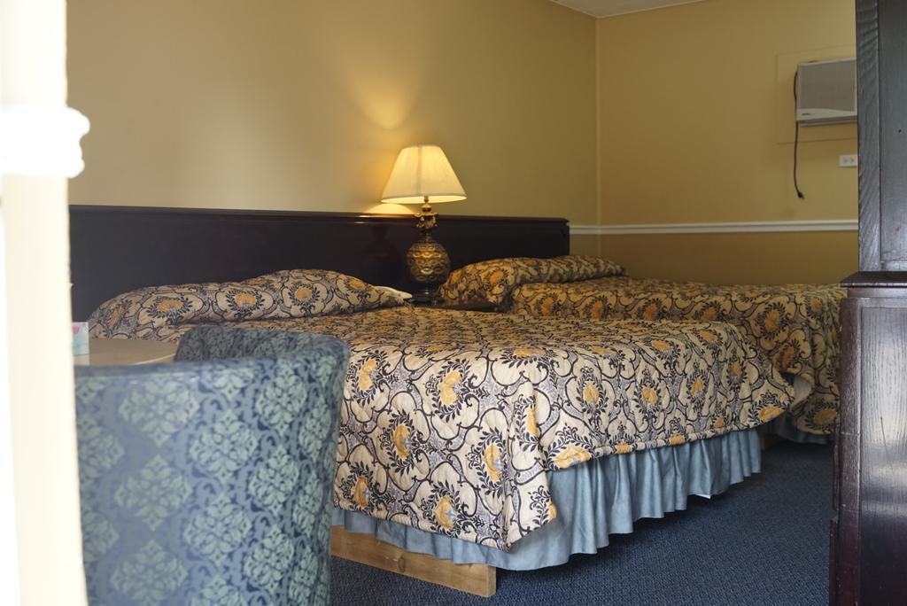 Motel Montreal Notre-Dame-de-l'Ile-Perrot Ngoại thất bức ảnh