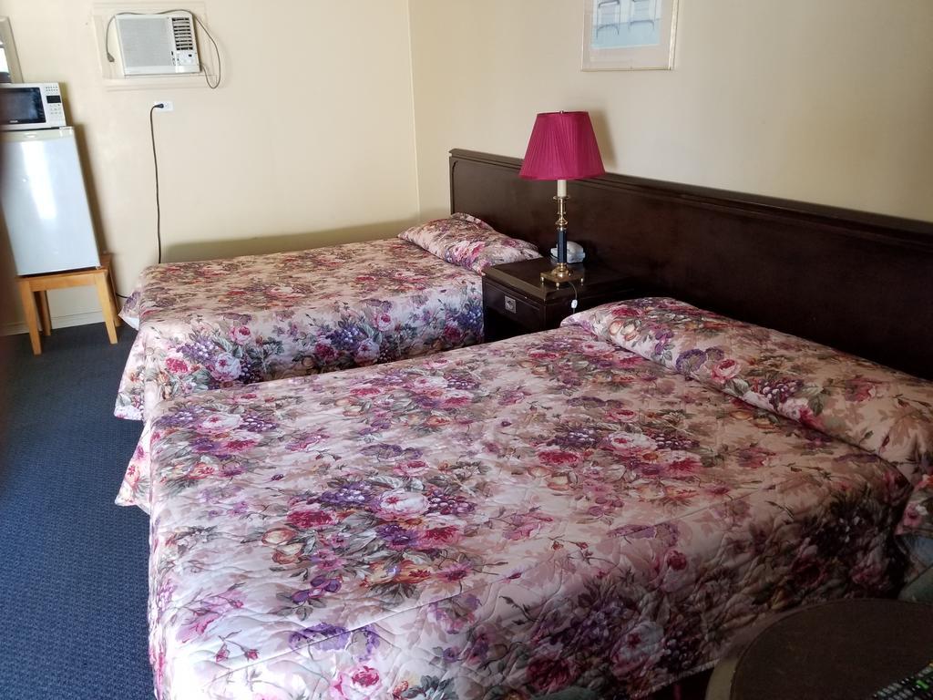 Motel Montreal Notre-Dame-de-l'Ile-Perrot Ngoại thất bức ảnh