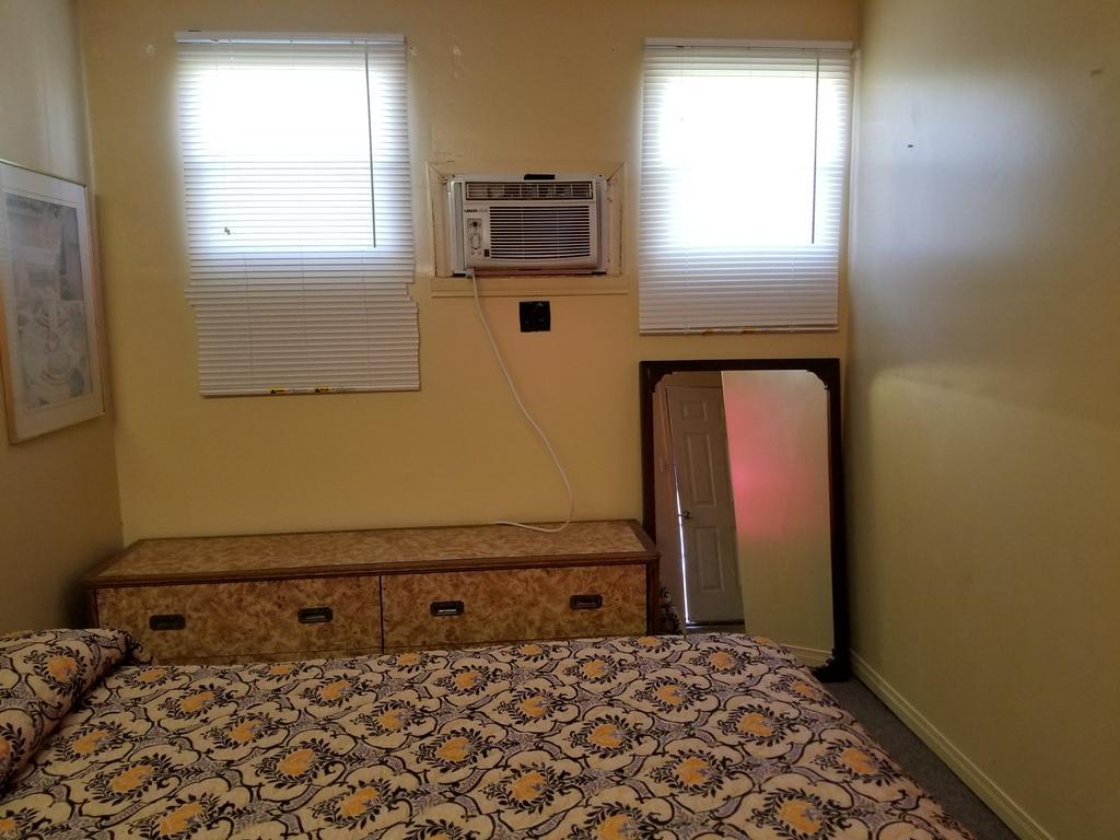 Motel Montreal Notre-Dame-de-l'Ile-Perrot Ngoại thất bức ảnh