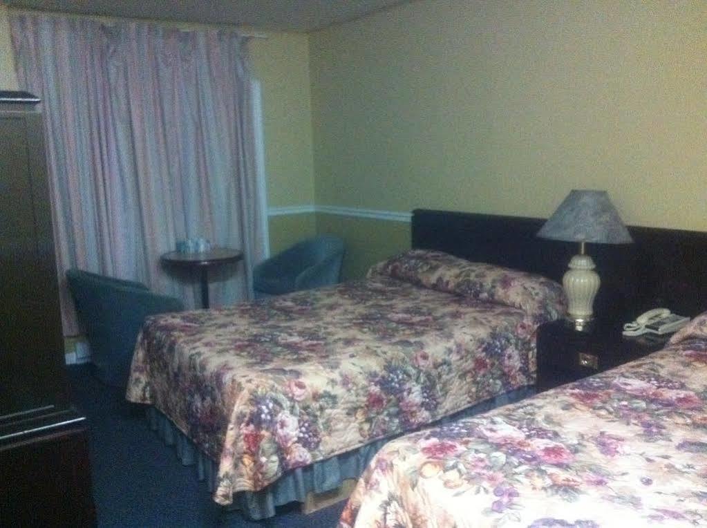 Motel Montreal Notre-Dame-de-l'Ile-Perrot Ngoại thất bức ảnh